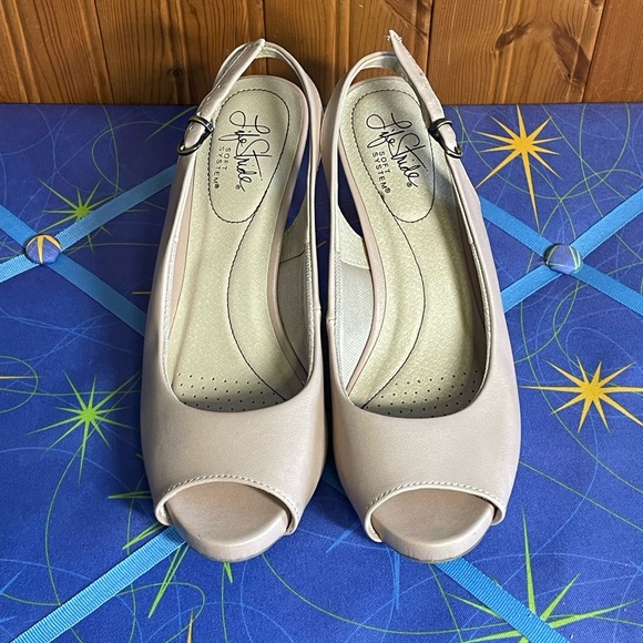 Life Stride peep toe sling back heels - Picture 2 of 8